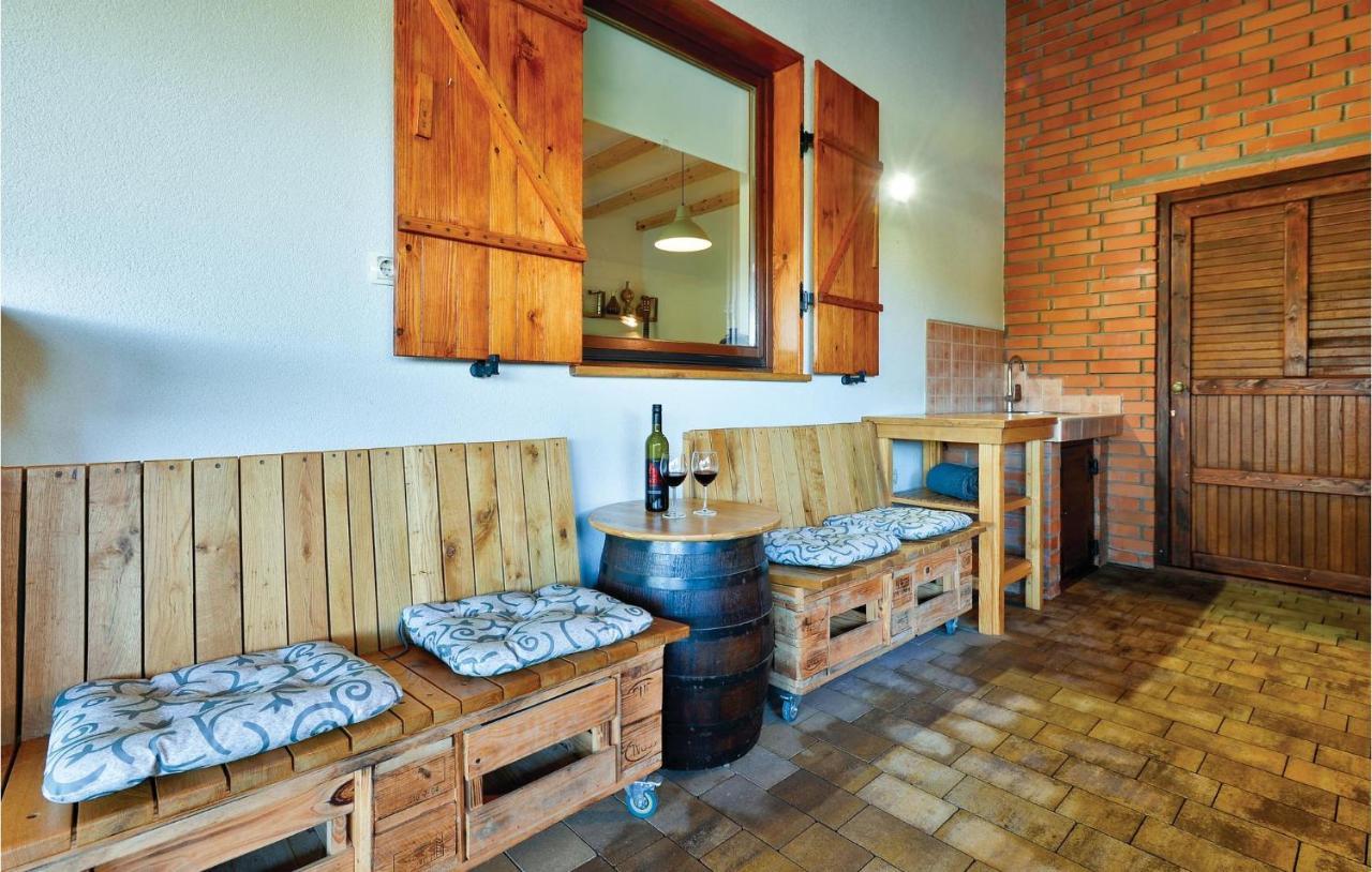 Nice Home In Glina With Sauna Donje Taboriste Экстерьер фото